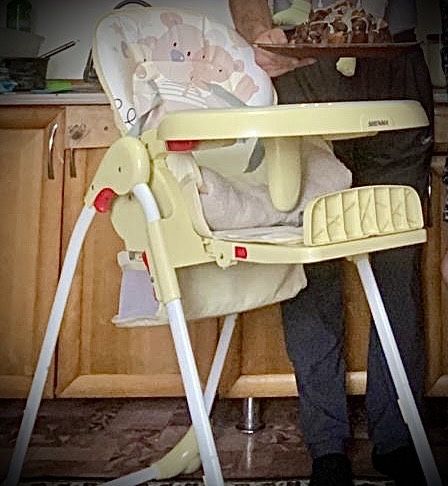 Продам стульчик детский