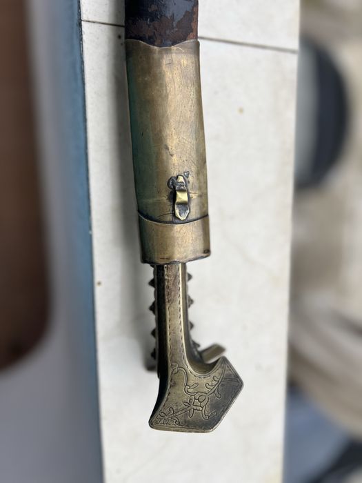 Автентичен ятаган