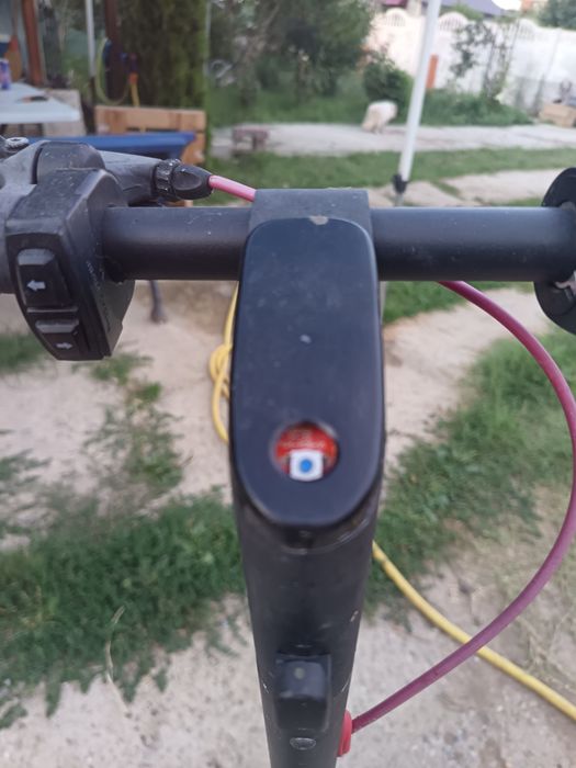 Vând trotinetă electrică