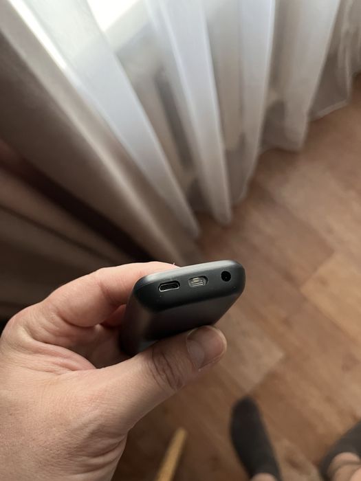 Продам телефон кнопочный