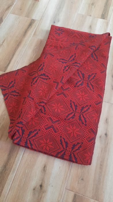 Вълнени килими нови