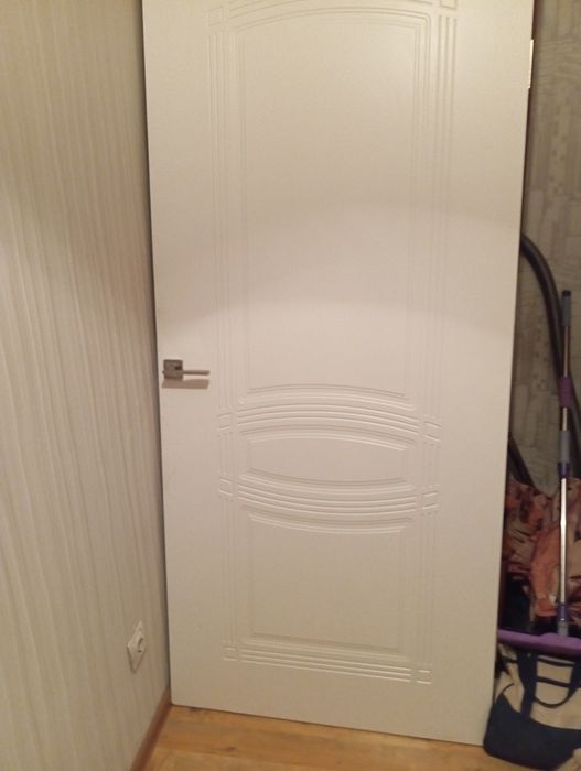 Дверь деревянная