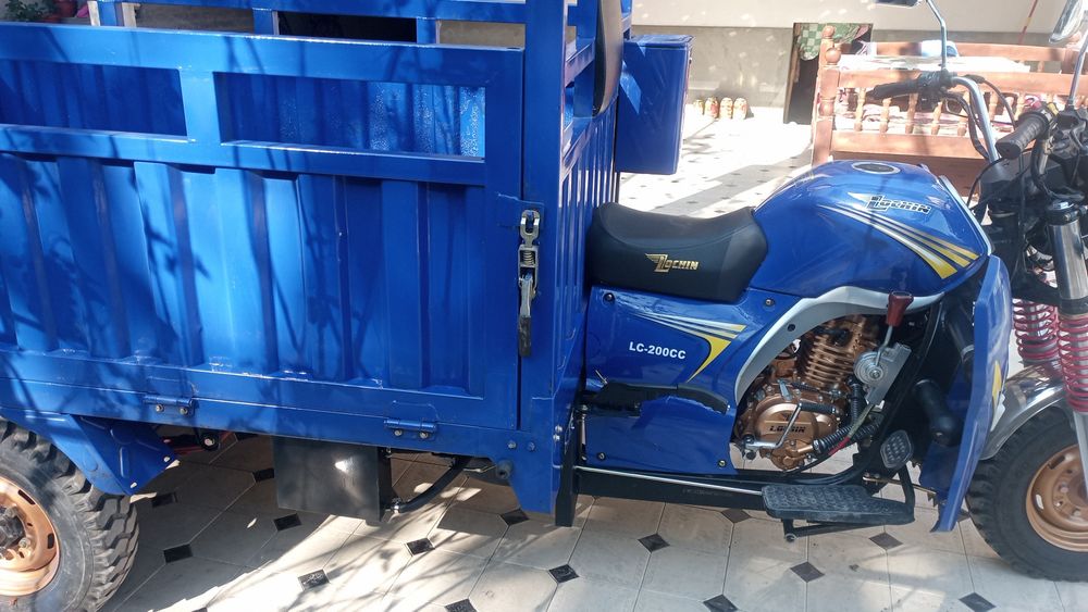 лочин мотороллер