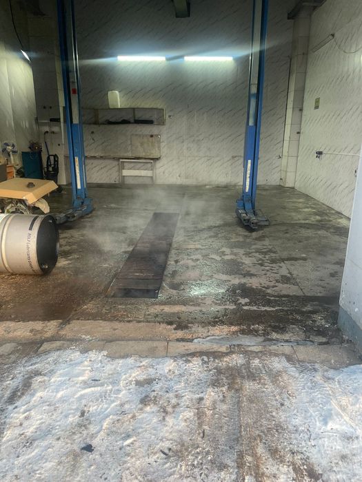 Сдается бокс с подъёмником