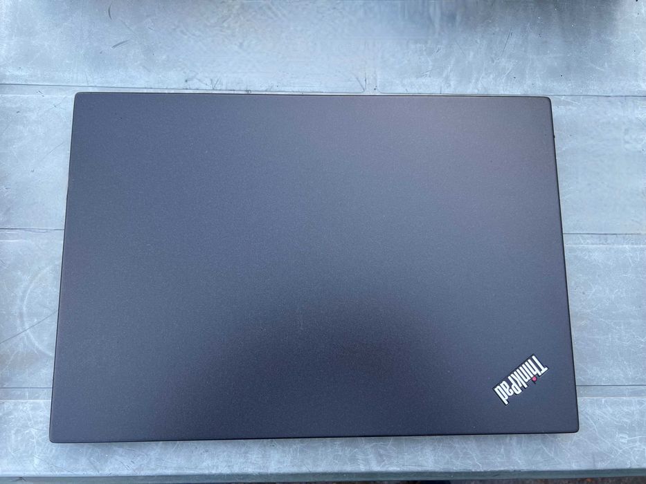 Лаптоп Lenovo ThinkPad T14S I5-10TH GEN 16 GB 512 GB 14" Win 11 Pro