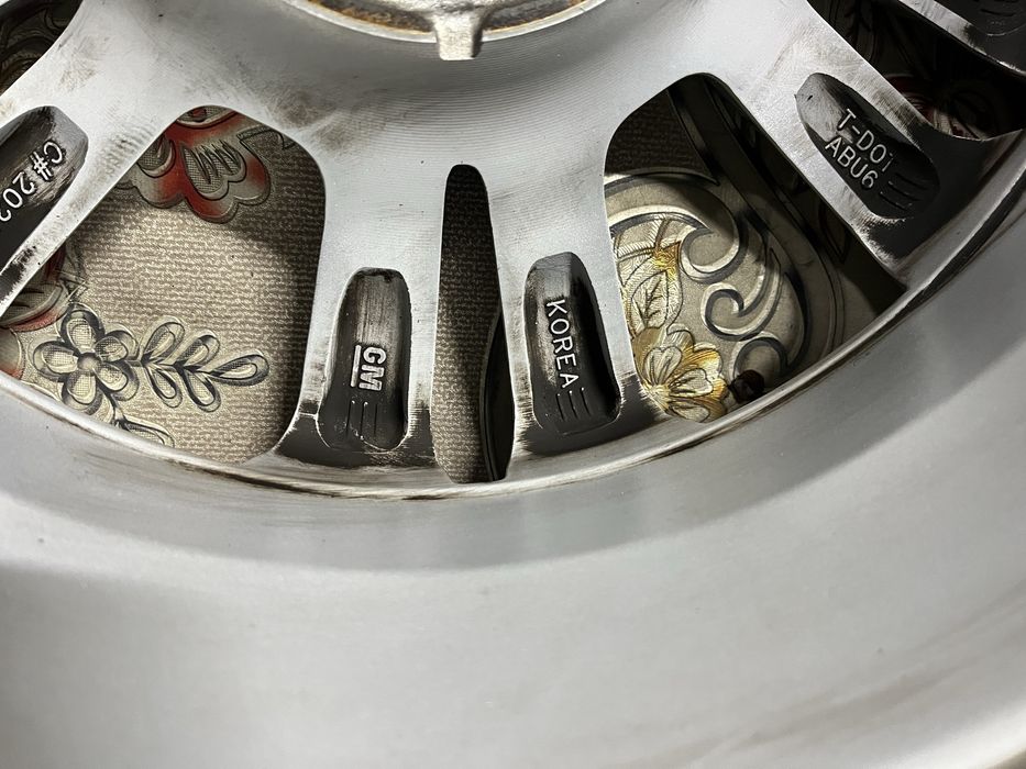 Кобальт диска сотилади 2 дона.