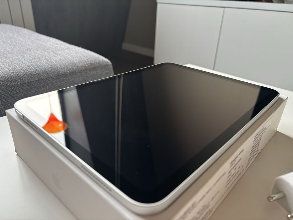 Ipad 2022 4/64 Гб a2696