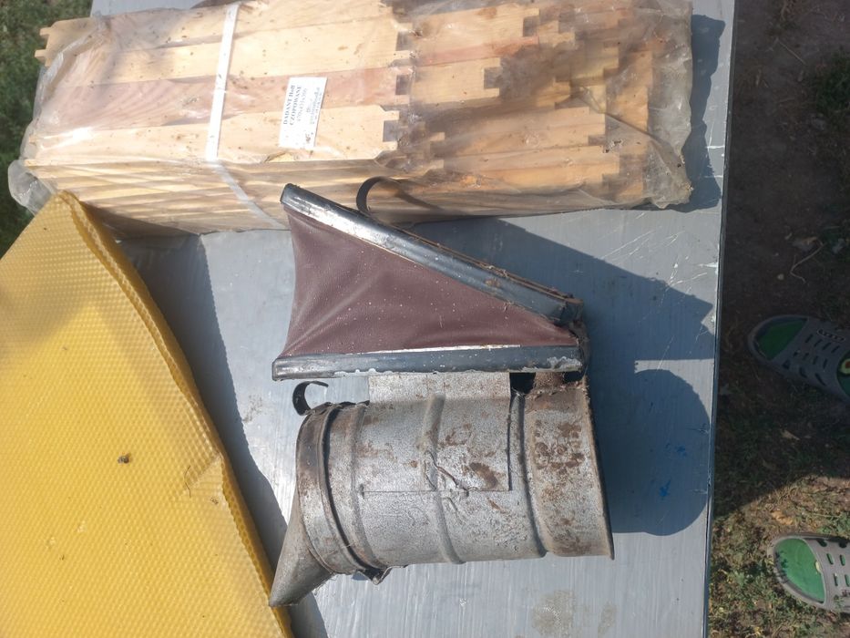 Инструмент для пчеловода