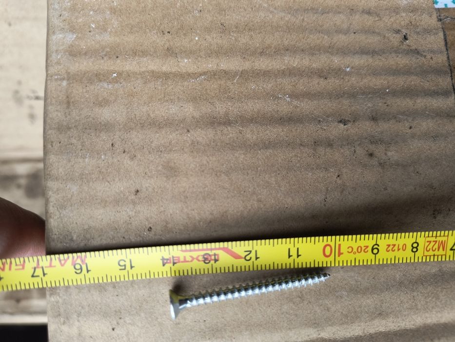 Șuruburi / holșuruburi / forante cap cruce/stea