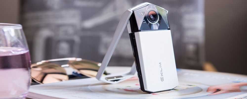 camera foto Casio Exilim EX-TR70 Selfie Digital Camera