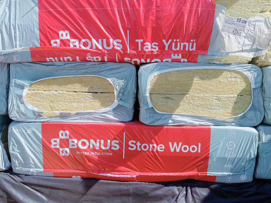 Vata minerala bazaltica hidrofobizata caserata, 150mm, dens.50kg/mc