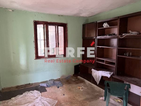 Продава се Къща в Камено - 650 кв.м за 59 €/кв.м - Снимка #2