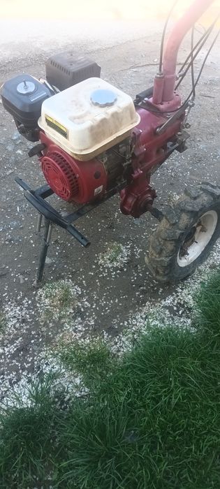 Motosapa ca noua 8/5 cai putere preț 750 lei lei