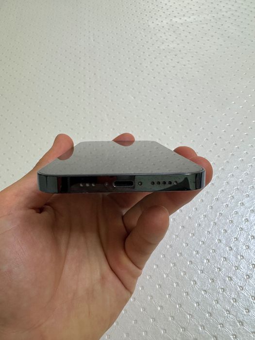 iPhone 12 pro 512 gb blue