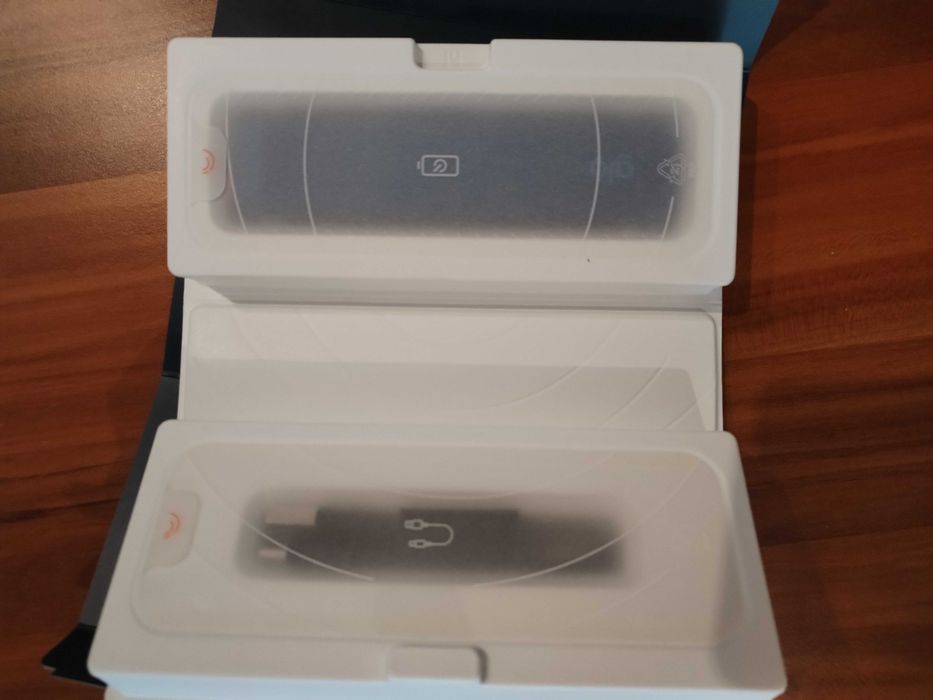 Aparat Glo Hilo (plus un pachet de virto gri gratuit)