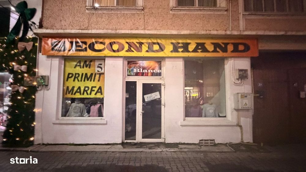 Spațiu comercial stradal 40 mp zona zero Găești Vad excelent