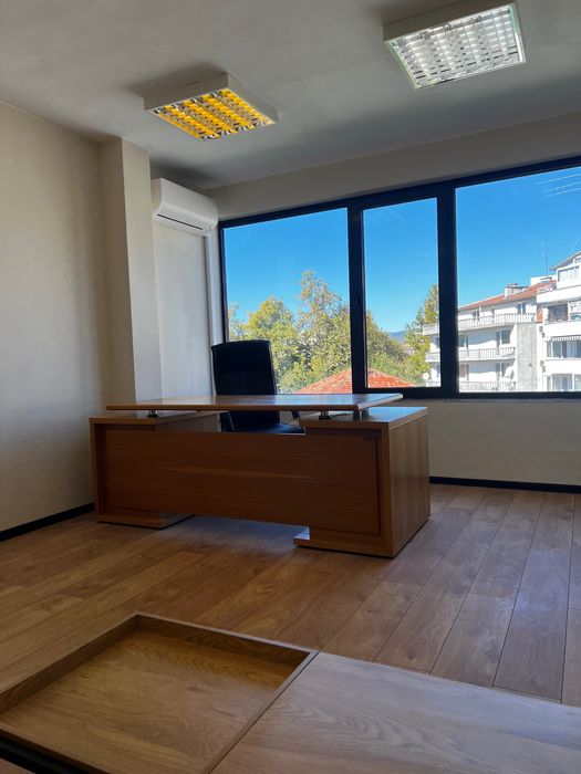 Дава се под наем Офис в Казанлък - 30 кв.м за 163.2 € - Снимка #1
