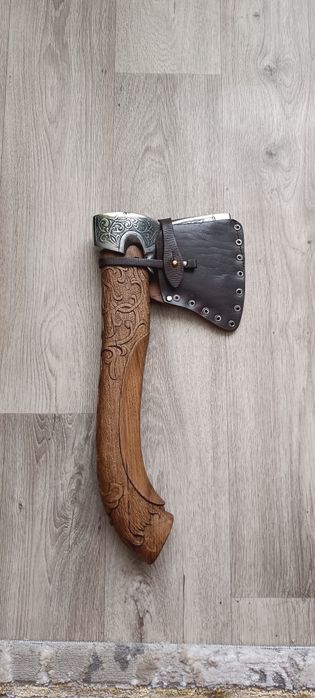 Топор ручной работы