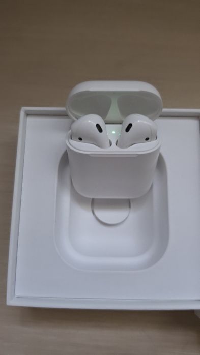 Apple AirPods 2,White