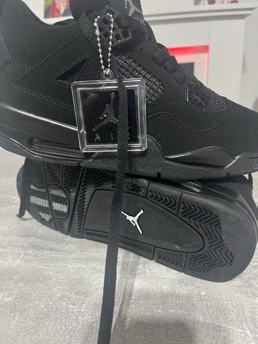 Jordan 4 Black Cat