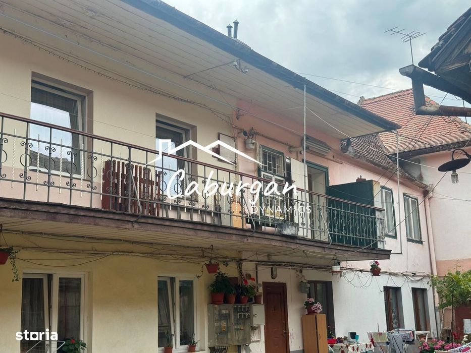Apartament 2 camere, 77 mp utili,  gradina de 30 mp - Zona Centrala