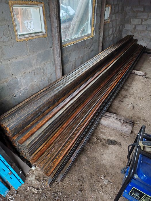 Продам профтрубы разного диаметра, листы на продаже.