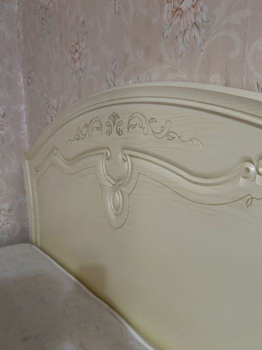 Продам кровать (самовывоз)