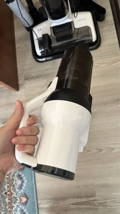 Моющий пылесос Foura