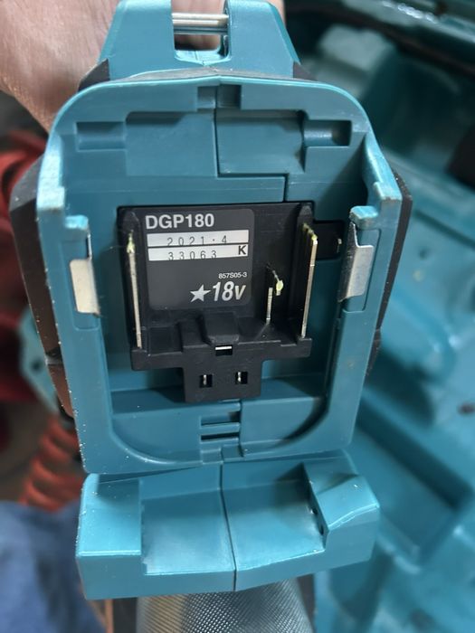 Макита пробвана само заредена с грес