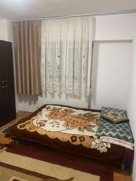 Inchiriez apartament cu o camera zona ultracentrala