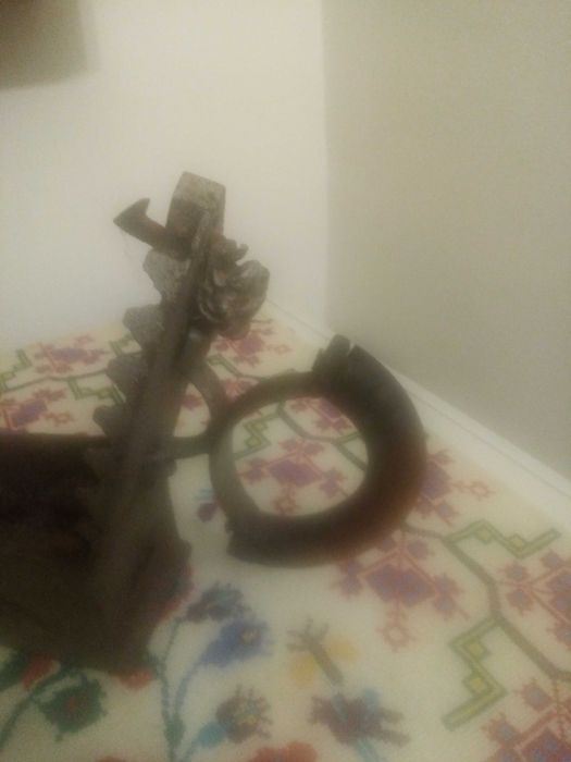 Fier de călcat cu cărbune