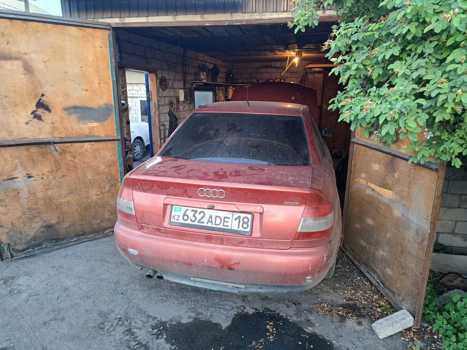 Продам машину в Среднем состояние