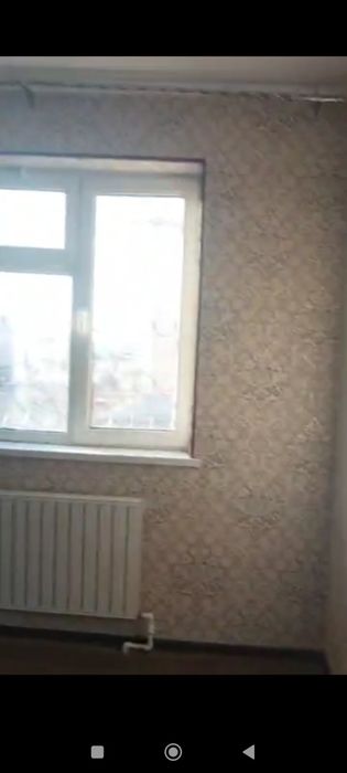 2 xonali kvartira sotiladi