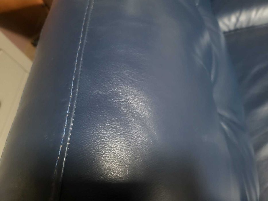 Син кожен ъглов диван