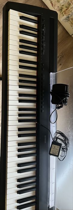 Yamaha P-95.