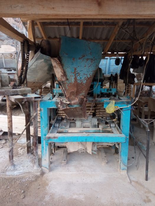 Shlaka blok aparat sotiladi 17x35 razmerda