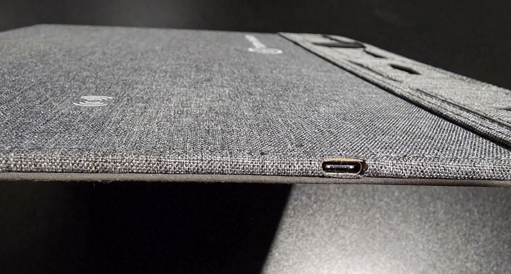 Mouse pad cu încărcare wireless – telefon