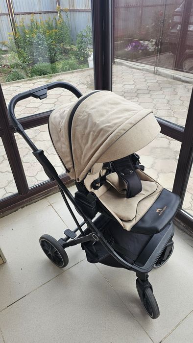 Продам коляску в хорошем состоянии.