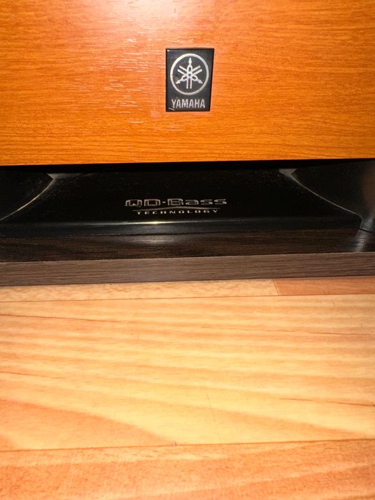 Домашний кинотеатр Yamaha (ресивер, сабвуфер, аккустика 5.1)