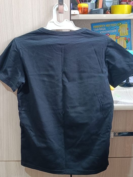 Продам детские футболки