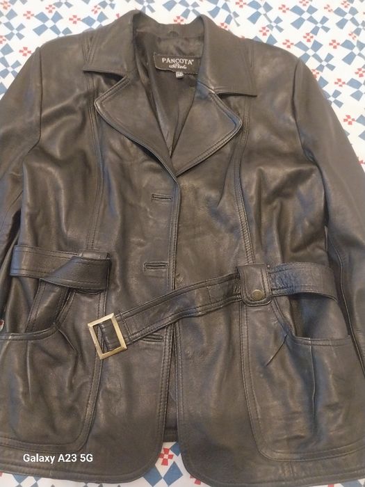 Geaca din piele naturala