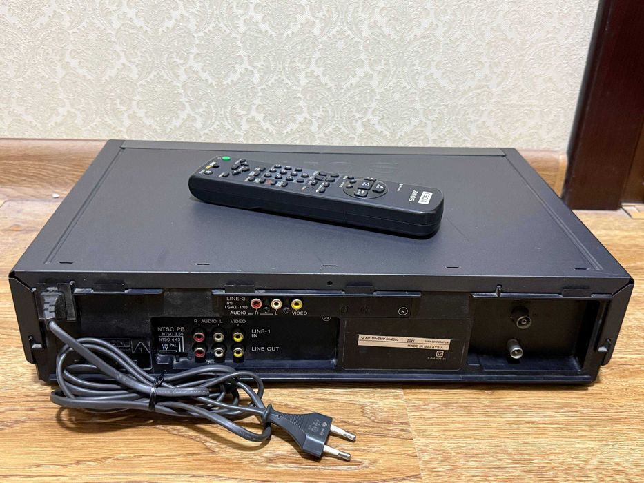 Видеомагнитофон SONY SLV-ED6 6-Head Hi-Fi Stereo!