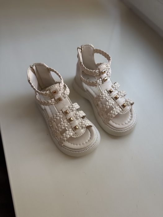 Детские сандали для девочки новые