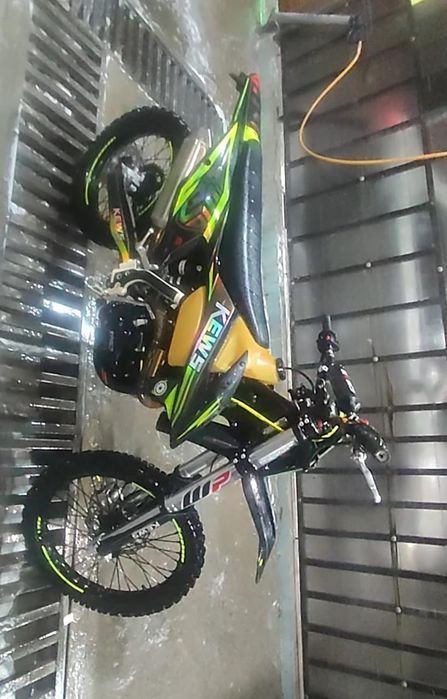 Эндуро кевс 175 мотор 300