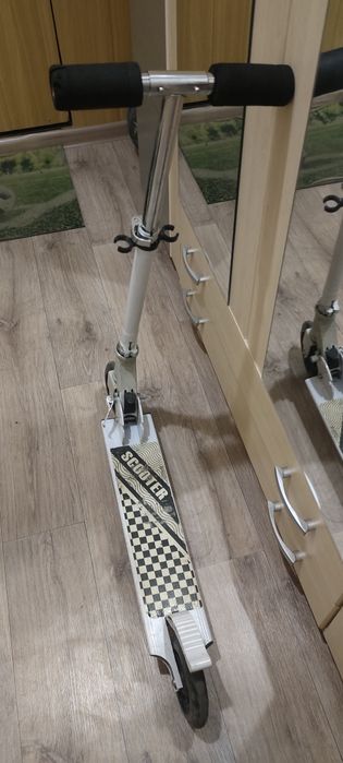 Продам самокаты детские