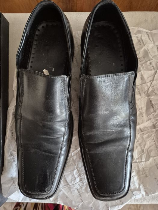 Продаю мужские туфли