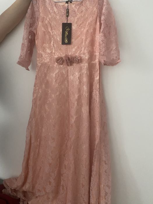 Продам платье новые