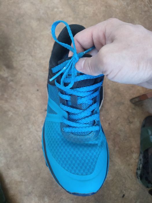 Продам красовку саламон