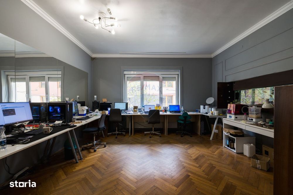 Spatiu birouri Centrul Civic Brasov AFI Mall 200 mp D + M