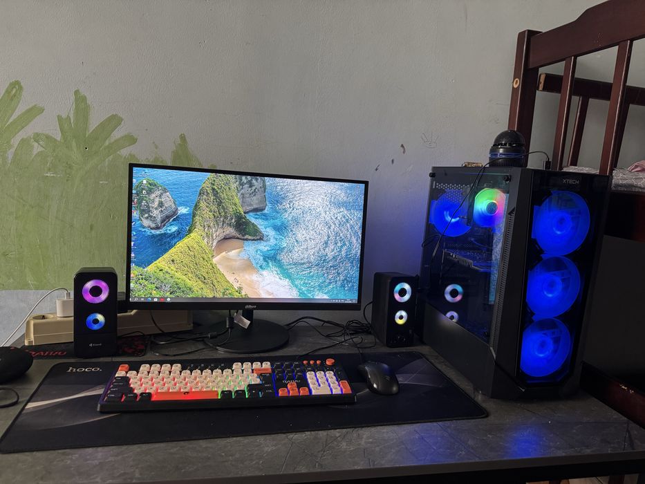 Кампютер почти новый